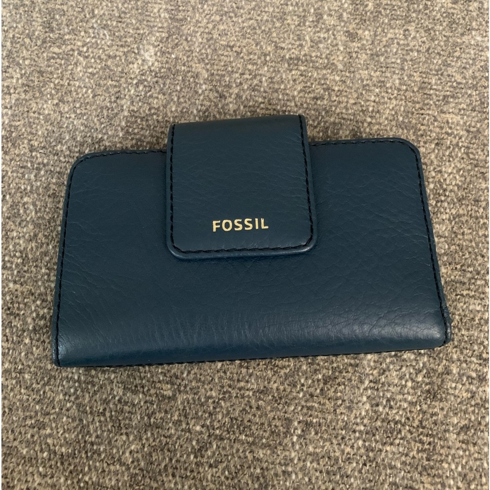 Fossil wallet